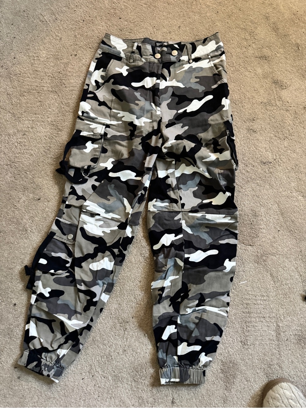 Camo Cargos - Picture 2 of 2